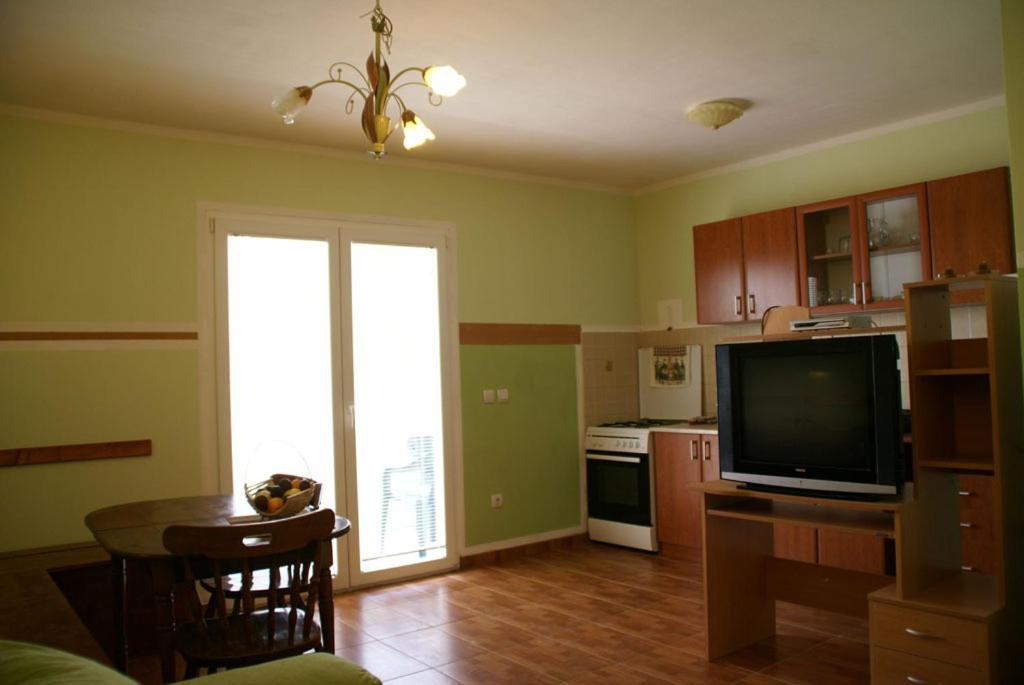 Paunovic Apartments Tivat Kamer foto