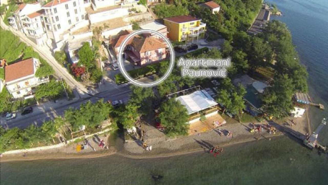 Paunovic Apartments Tivat Buitenkant foto